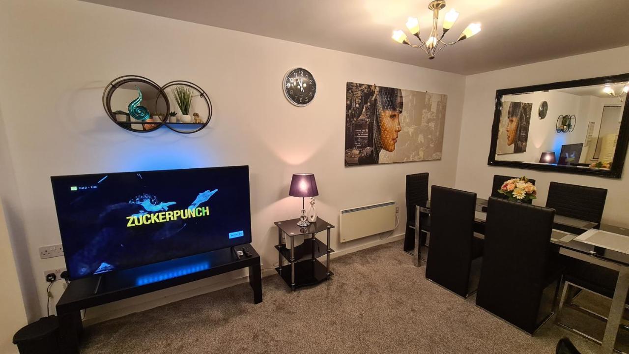 Luxury 2 Bed Apt With Free Wi-Fi & Parking Manchester Buitenkant foto